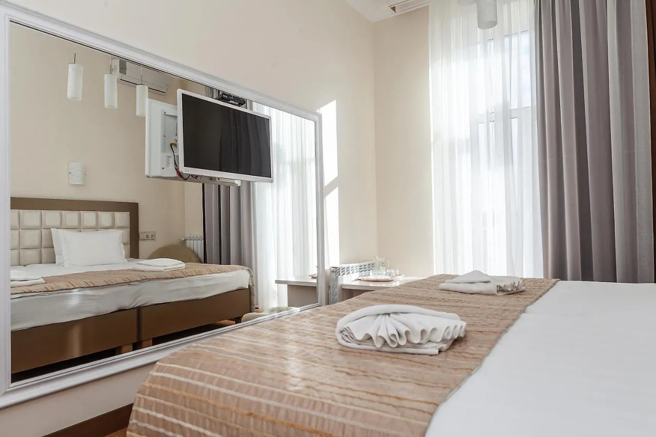 Hotel 7 Sky On Yevhena Konovaltsia Kyjev 3*,  Ukrajina