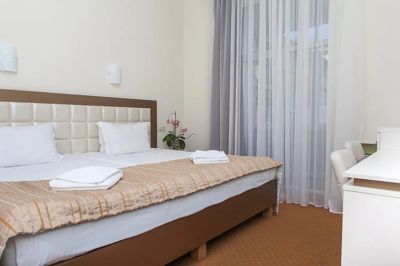 7 Sky On Yevhena Konovaltsia Hotel Kyiv 3*,  Ukraine